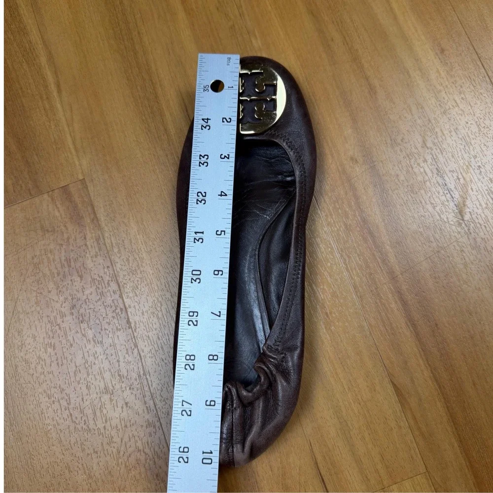 Tory Burch Reva Ballet Flats Brown Leather Gold Logo Medallion Scrunch Back Sz9M